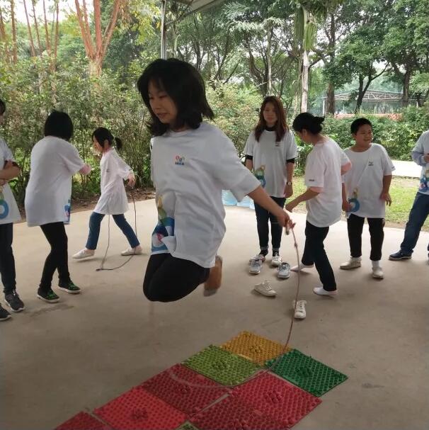 奧鵬教育廣州學習中心秋季學生趣味運動會圓滿結(jié)束