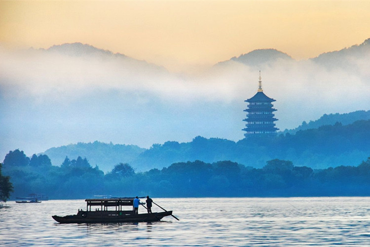報考中國地質(zhì)大學(xué)（北京）網(wǎng)絡(luò)教育的學(xué)費是多少？